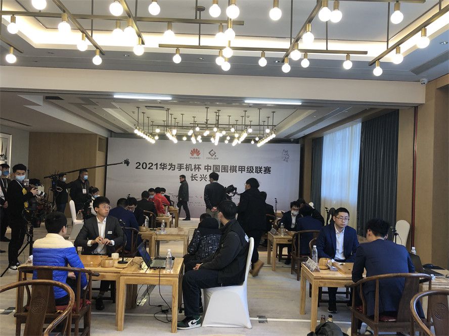 北京时间今晚20:30，曼联将会在客场迎来同西汉姆的比赛，进球问题是目前一直困扰着曼联的首要问题。